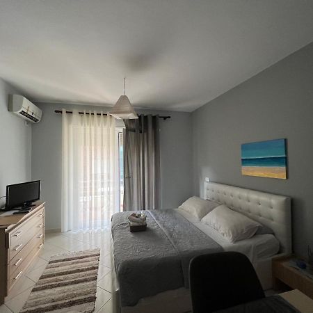 Emi Sol Apartment Vlorë Eksteriør billede